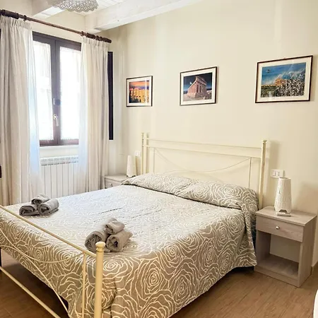 Bed & Breakfast Certe Notti 3*